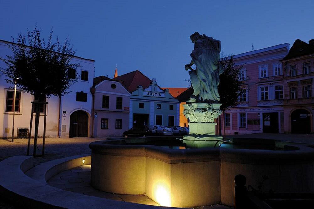 Penzion Austis Znojmo Bagian luar foto